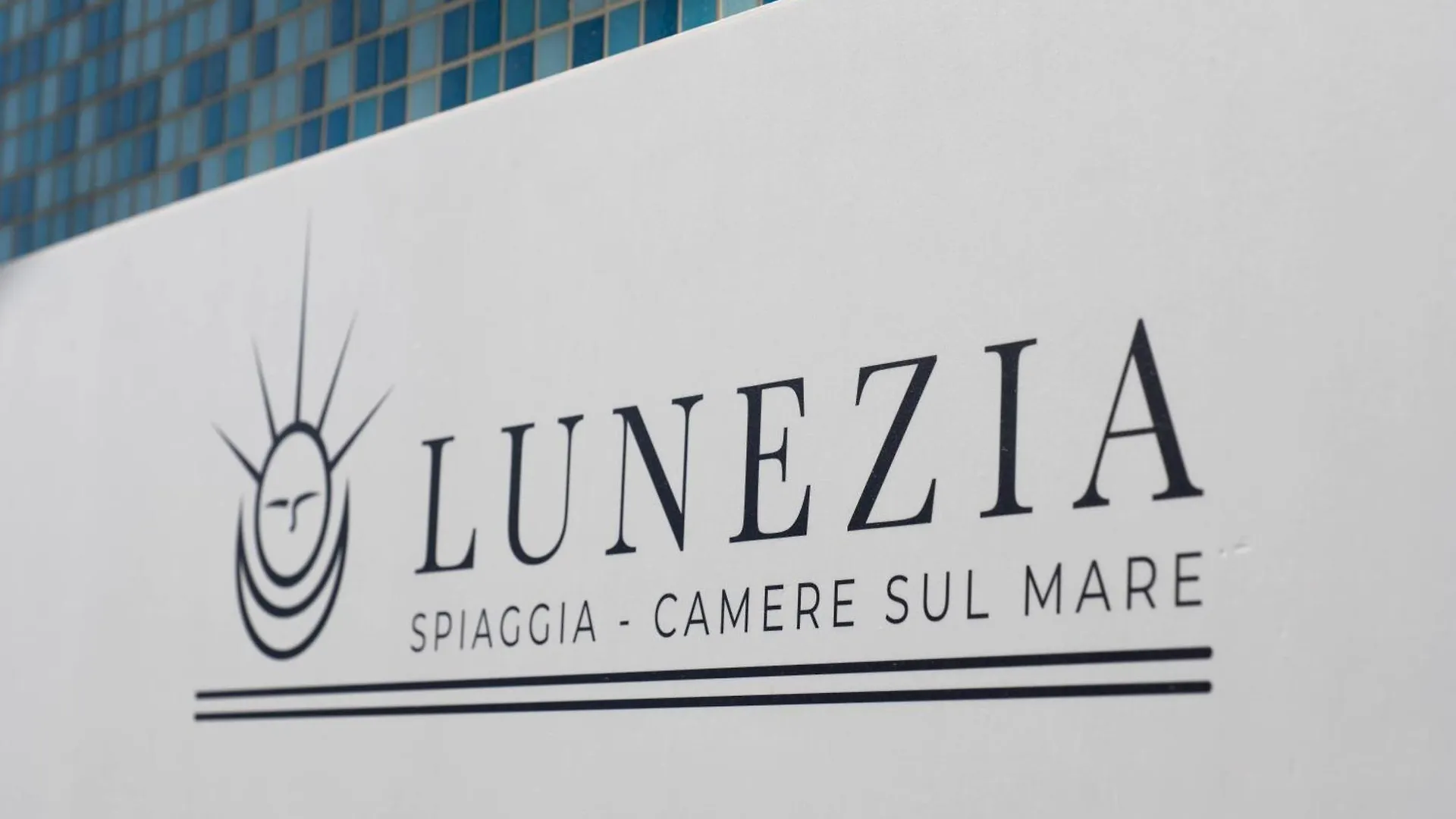 Hotel Bagno Lunezia Marina Di Carrara Italia